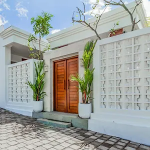 https://belvilla-93868-hii-inn.hotelsseminyak.net