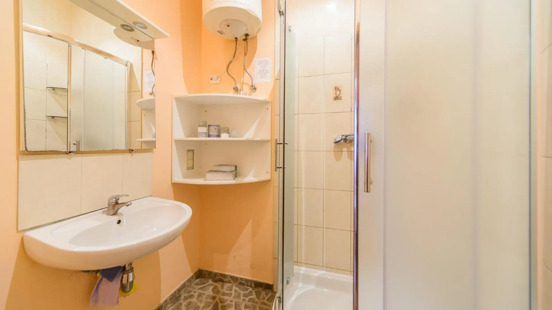 Apartments On Kreshchatik 17 Kiev